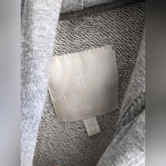 Grey sleeveless sweater - Picture 2 of 3